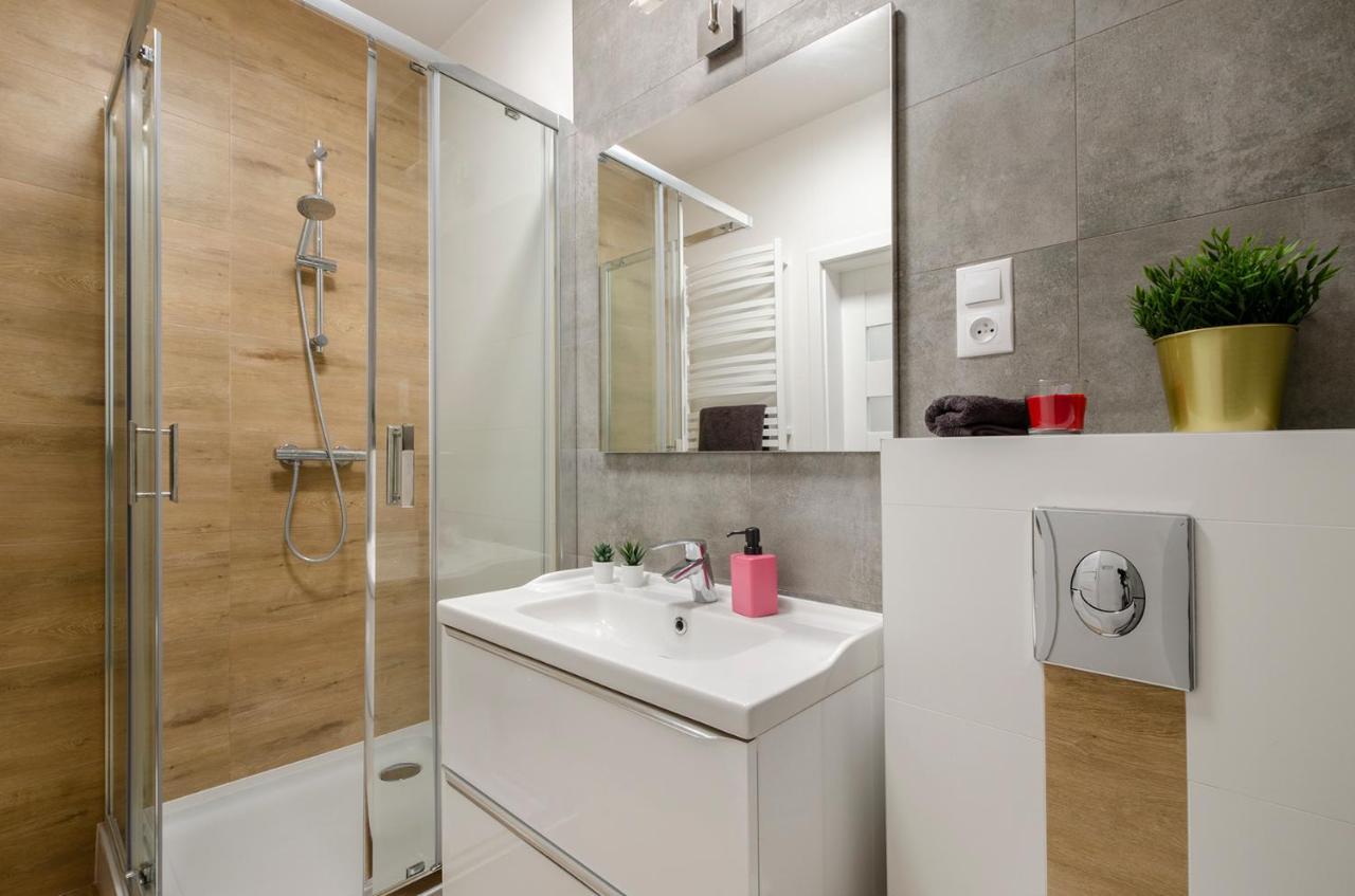 Aparthouse Deluxe Λοτζ Εξωτερικό φωτογραφία